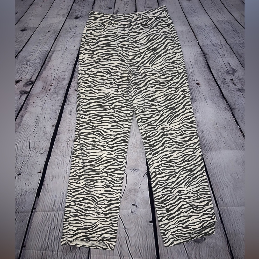 Zebra Jeans - Picture 2 of 5